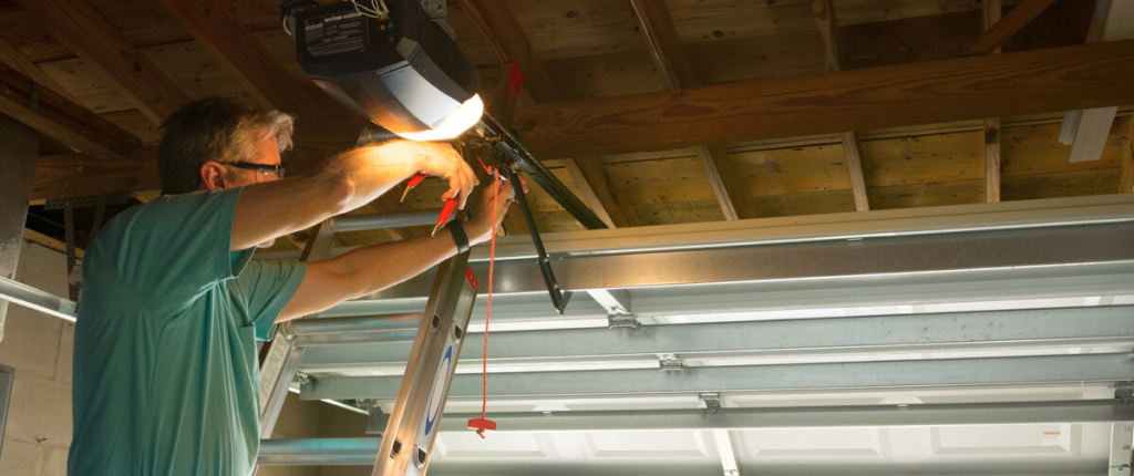 Chamberlain Garage Door Opener Only One Light Turns On