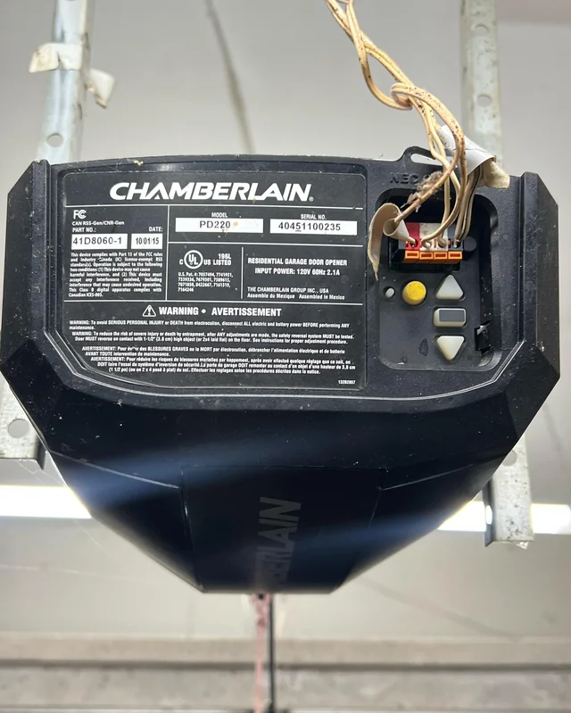 Chamberlain 1/2 Hp Garage Door Opener Light Not Working