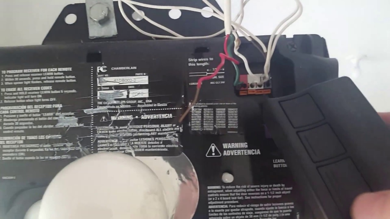 How to Use the Chamberlain 3/4 HP Garage Door Opener Learn Button for Easy Setup and Troubleshooting