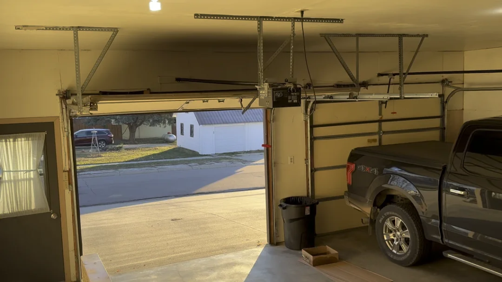 Chamberlain Garage Door Closes Part Way Then Opens Again